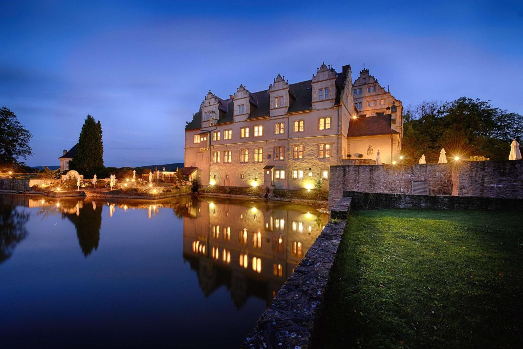 Schlosshotel Muenchhausen Aerzen Exterior photo